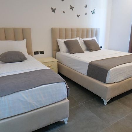Hotel Celaj Vlorë Esterno foto
