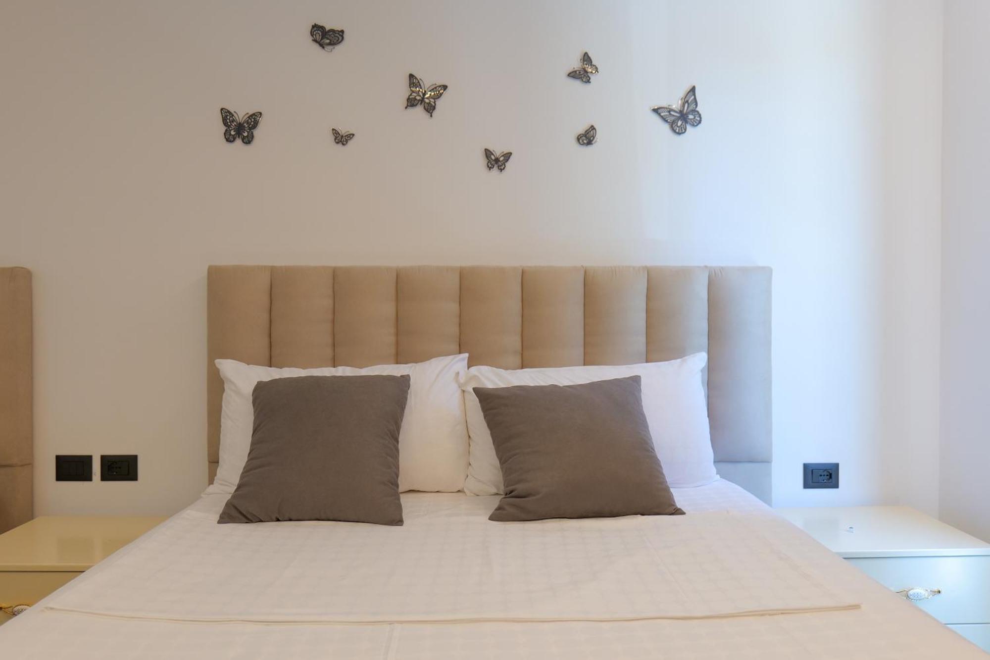 Hotel Celaj Vlorë Esterno foto