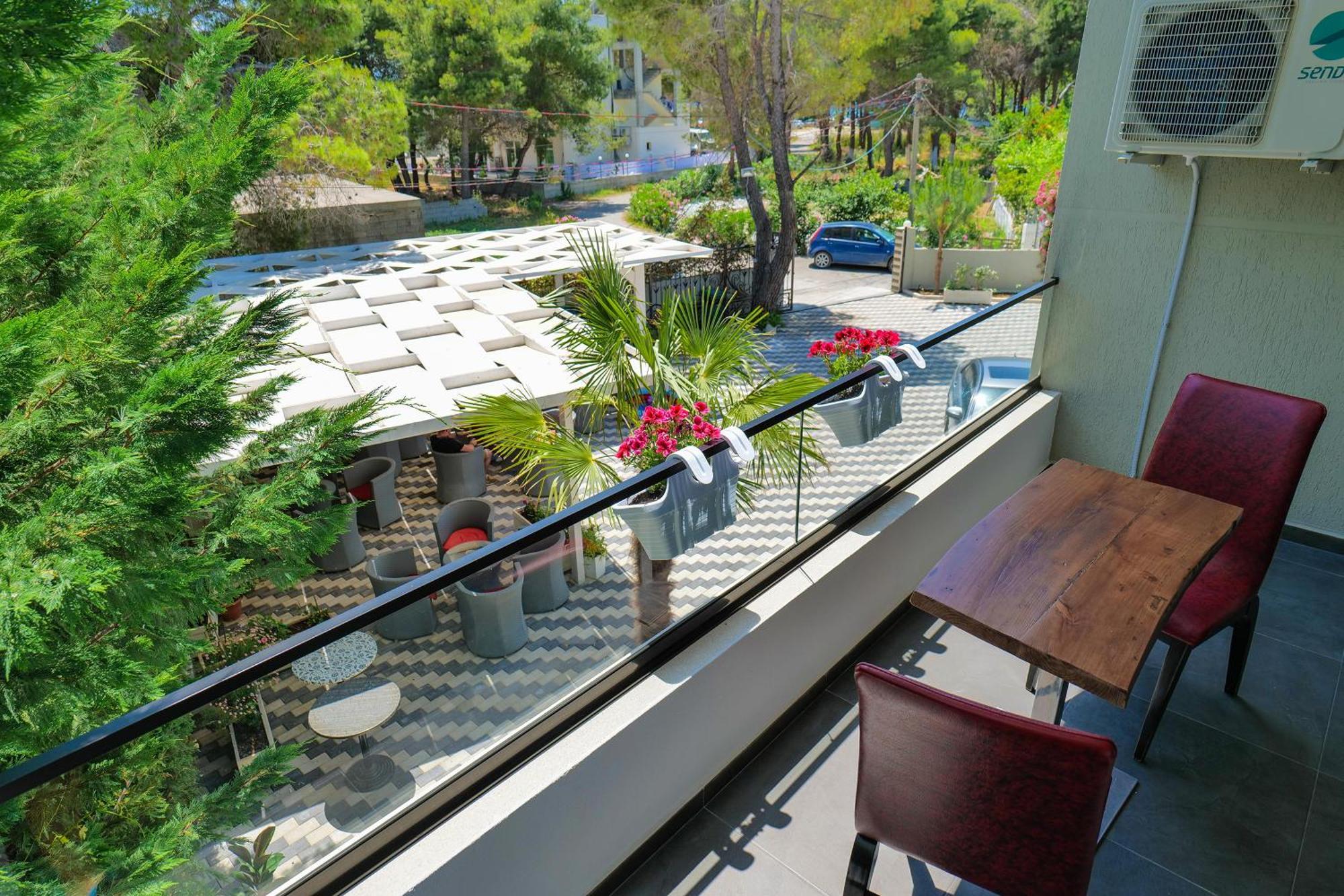 Hotel Celaj Vlorë Esterno foto